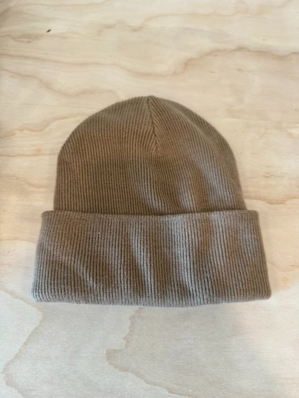 Aritzia Main Character Beanie
